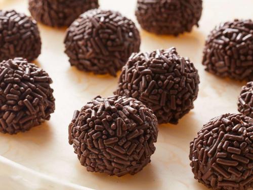 JF 24052 Brigadeiro Shot 4x3 12852-ed2771d03b5643a9a4389d8128ed3341